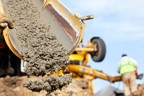 Best Concrete Sidewalk Installation  in Montague, CA